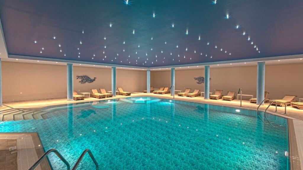 Sovereign Beach Hotel